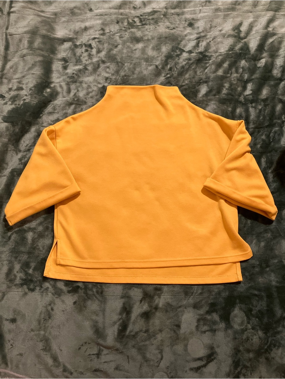 Vero Moda Mustard Mock Neck Short Sleeve Pullover